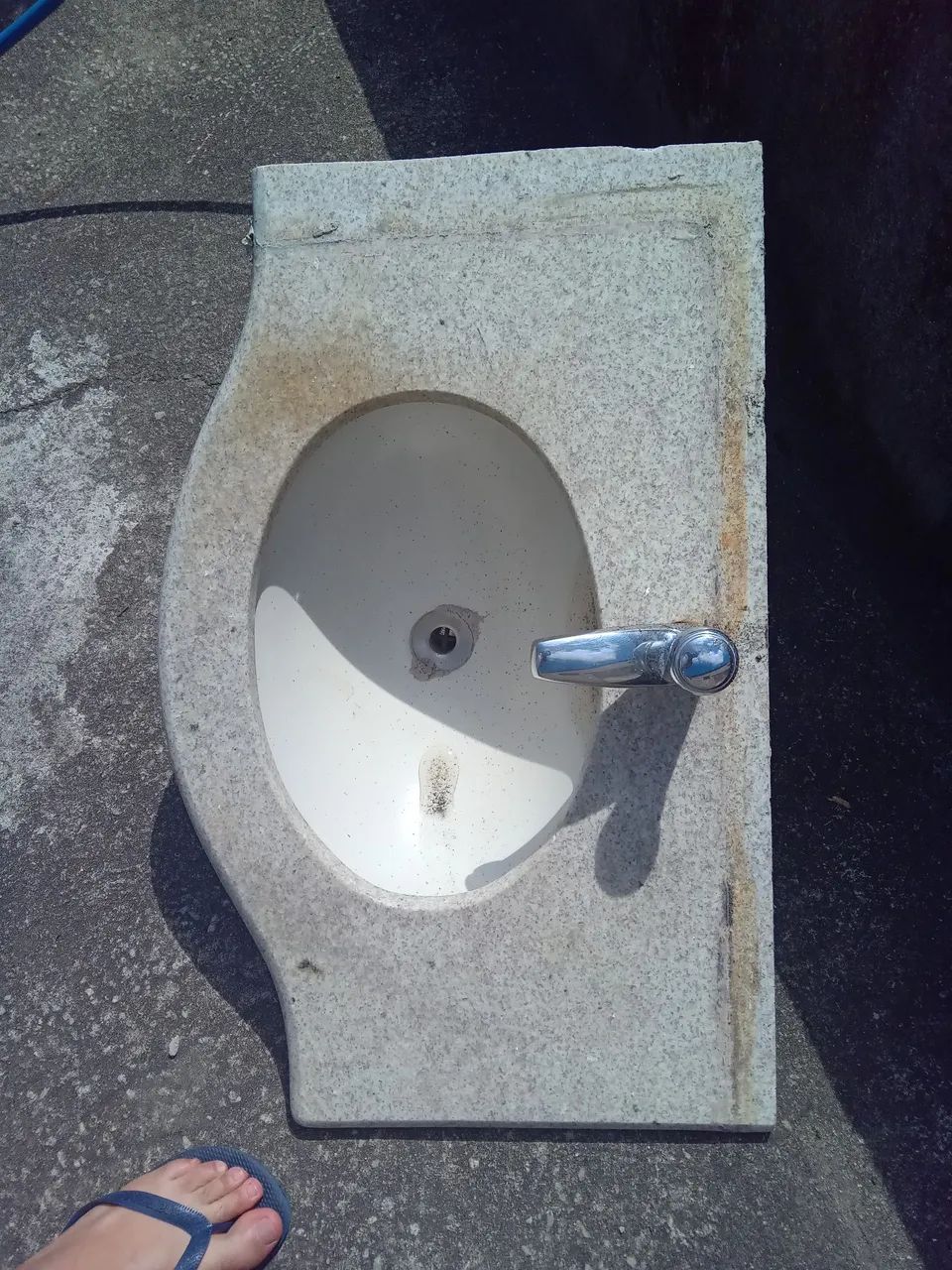 Pia branca64861553689986120