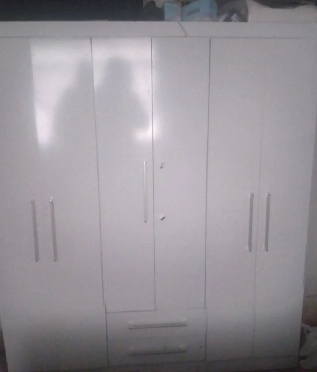 Guarda-Roupas Branco de 6 Portas