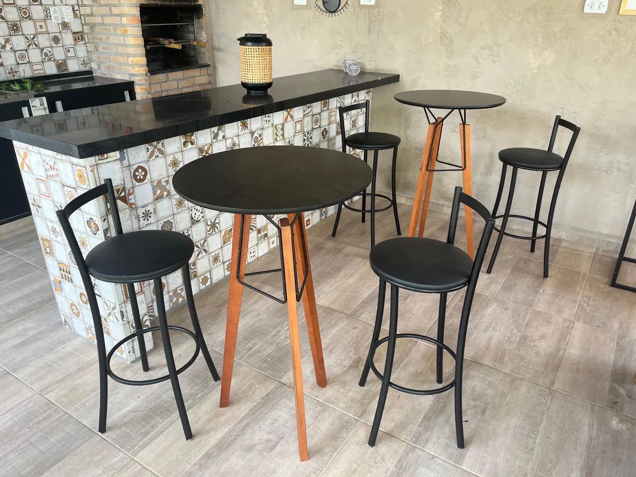 Jogo de mesas e bancos 64374836746883120