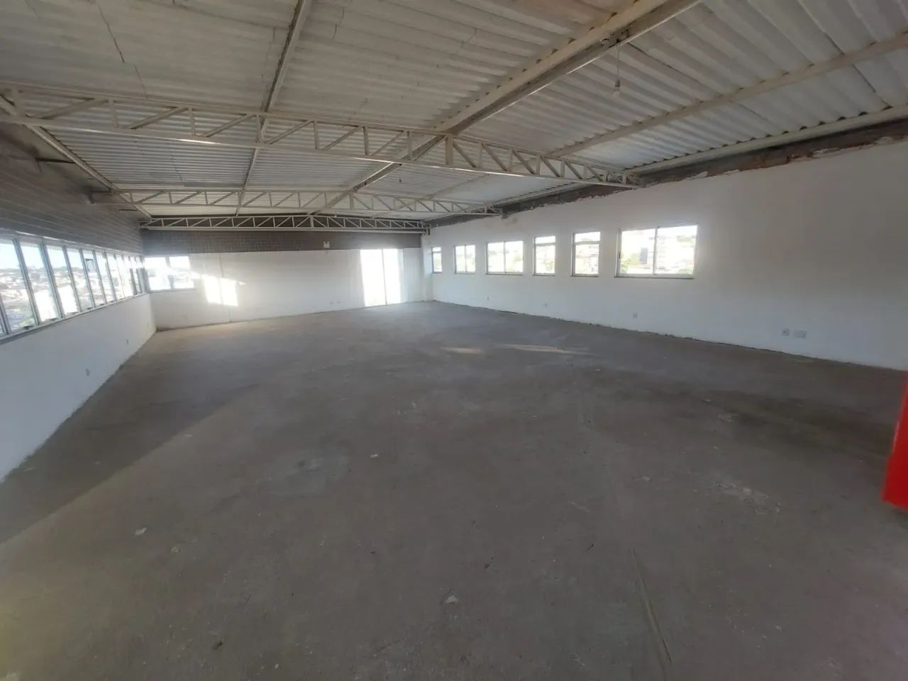 Loja / Salão / Ponto Comercial para alugar em Contagem