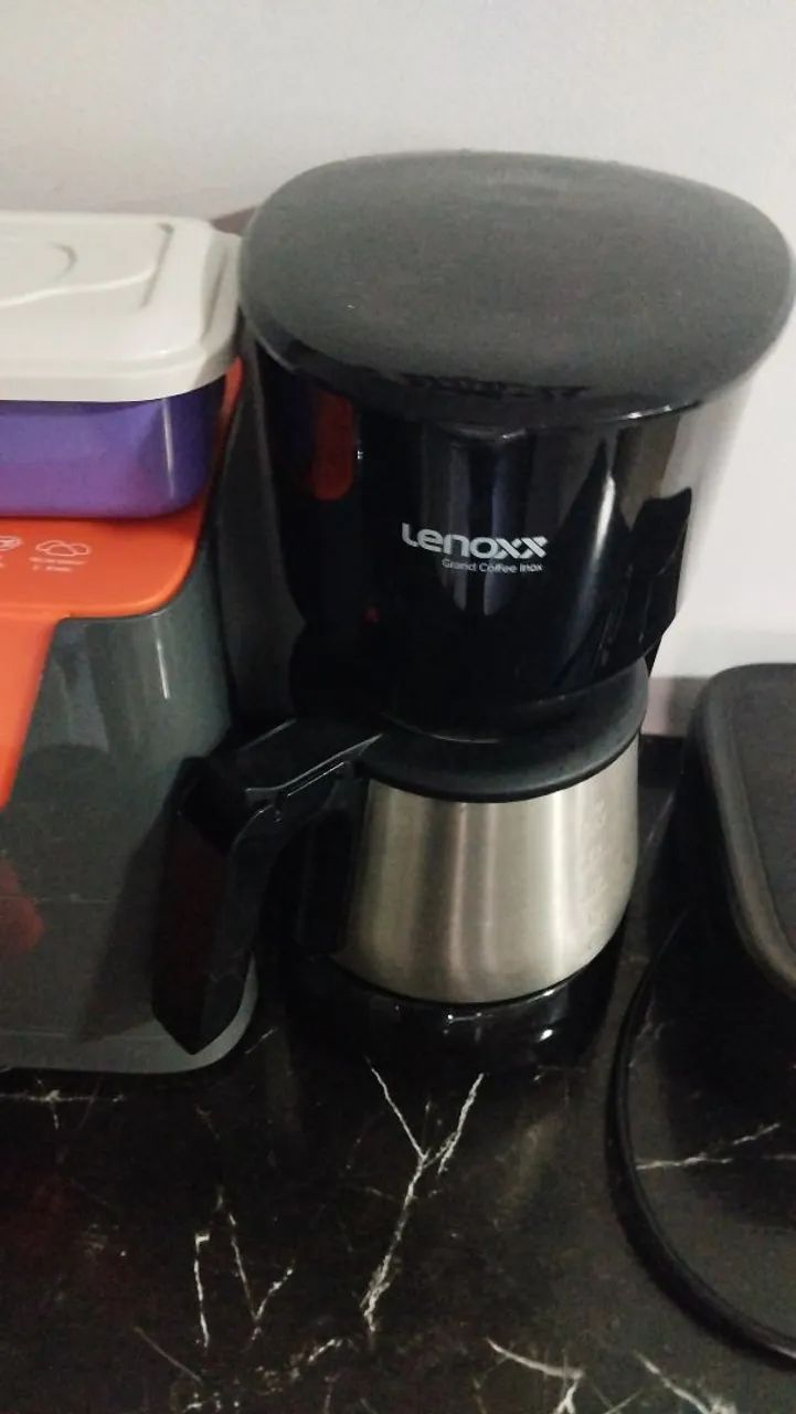 Vendendo algumas coisas de casa , painel, rak, cafeteira, mesinha etc.. - Foto 6