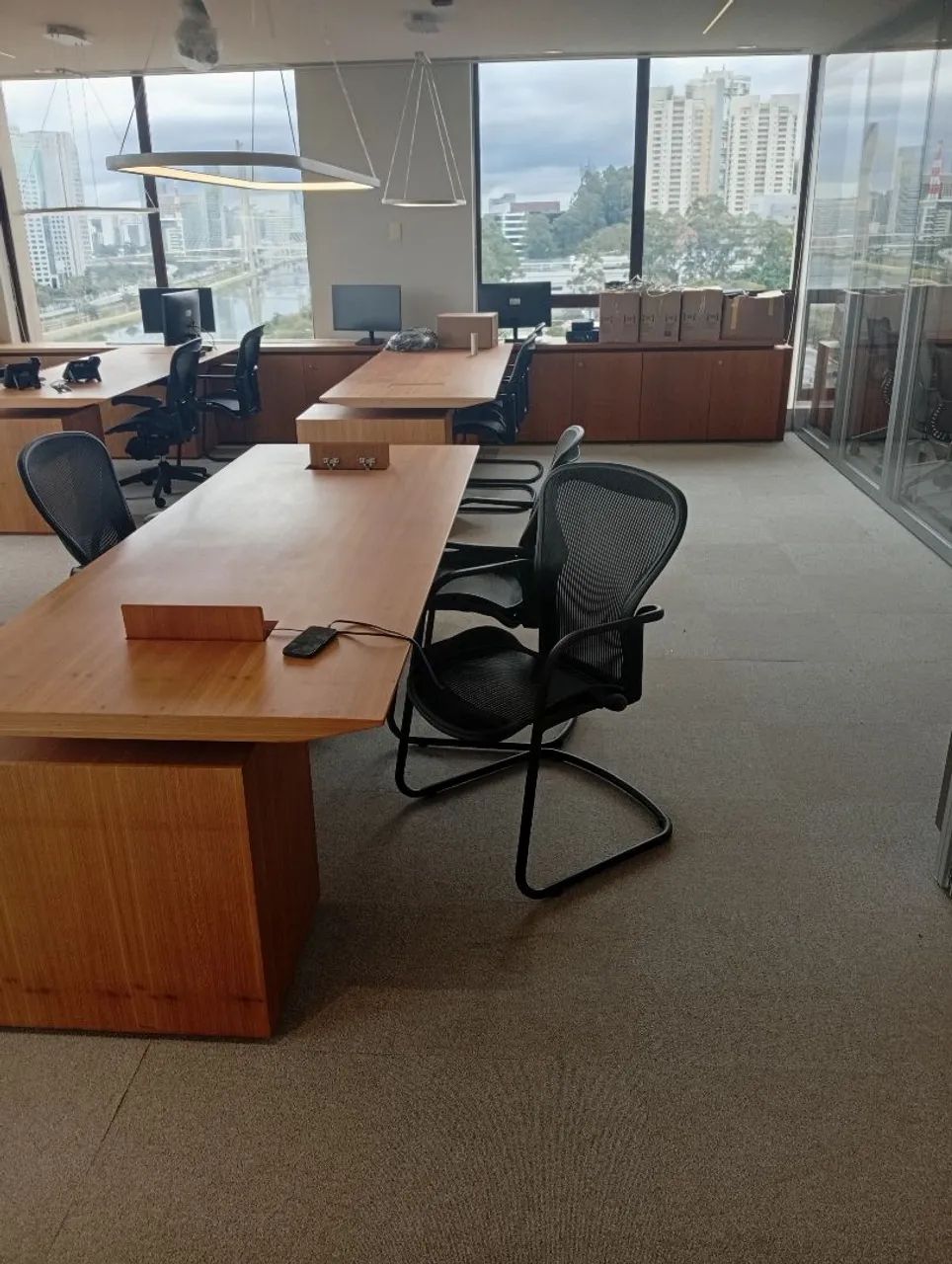 compra e venda de piso elevado,carpete e moveis de escritorio - Foto 3