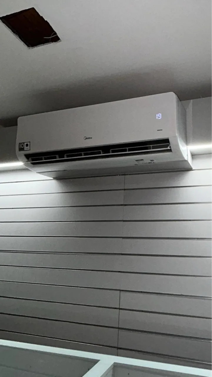 Ar Condicionado Split Midea 24mil BTUs 220v