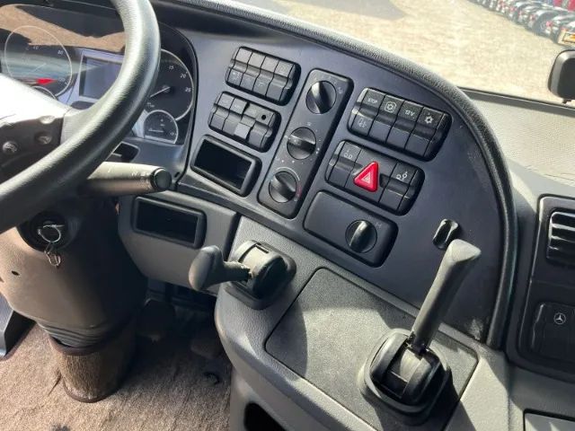Mercedes Benz Actros 2546 6x2 MegaSpace ano 2019/2020 Susp. Ar e Freio Retarder  - Foto 15