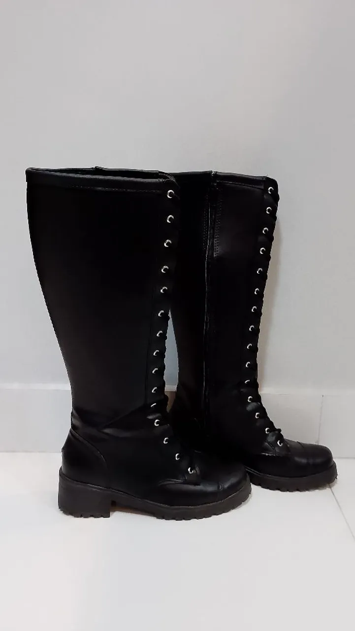 Botas Femininas Coturno Cano Longo - Preto
