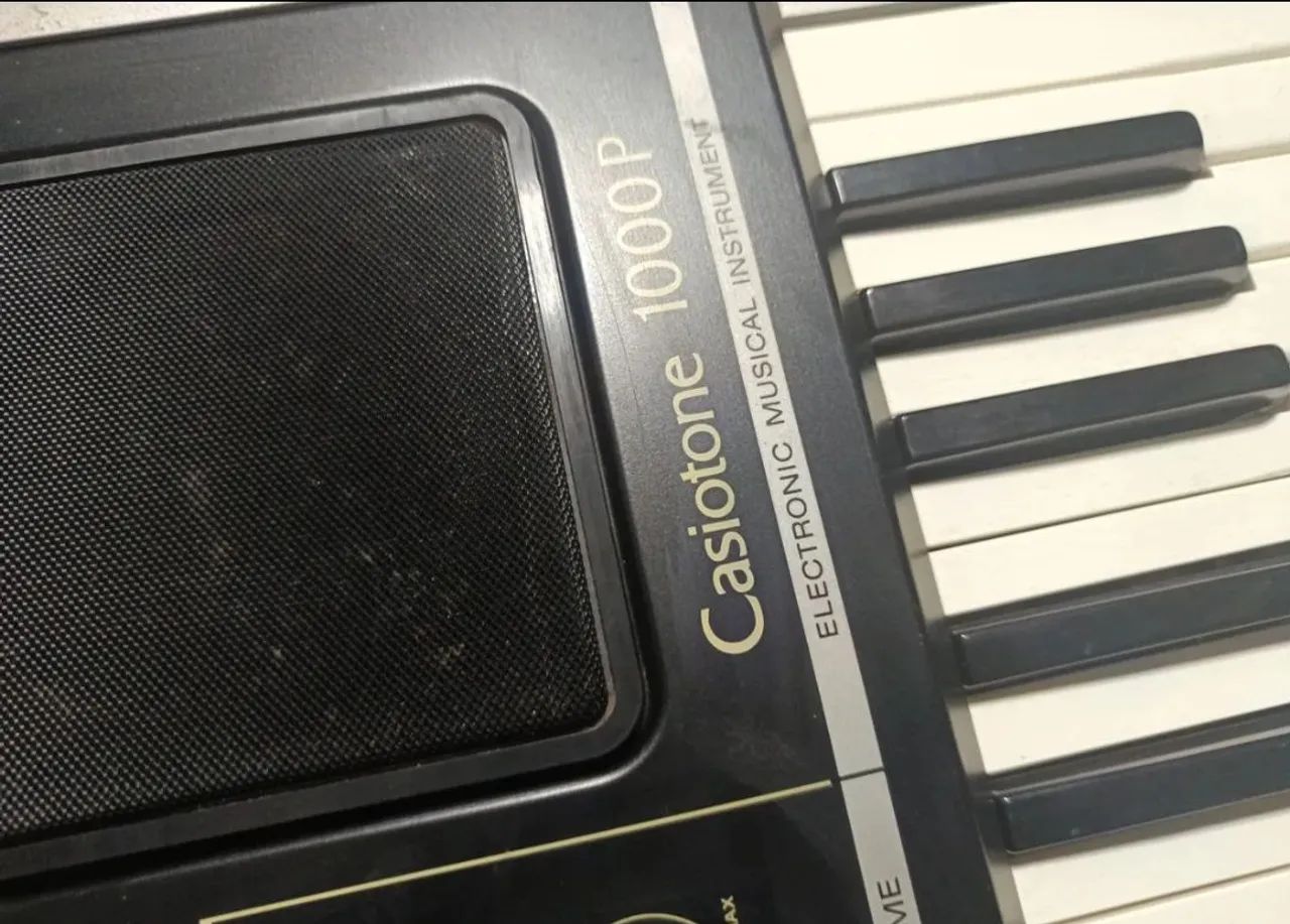 Casio Casiotone 1000P - Sintetizador Vintage - Instrumentos
