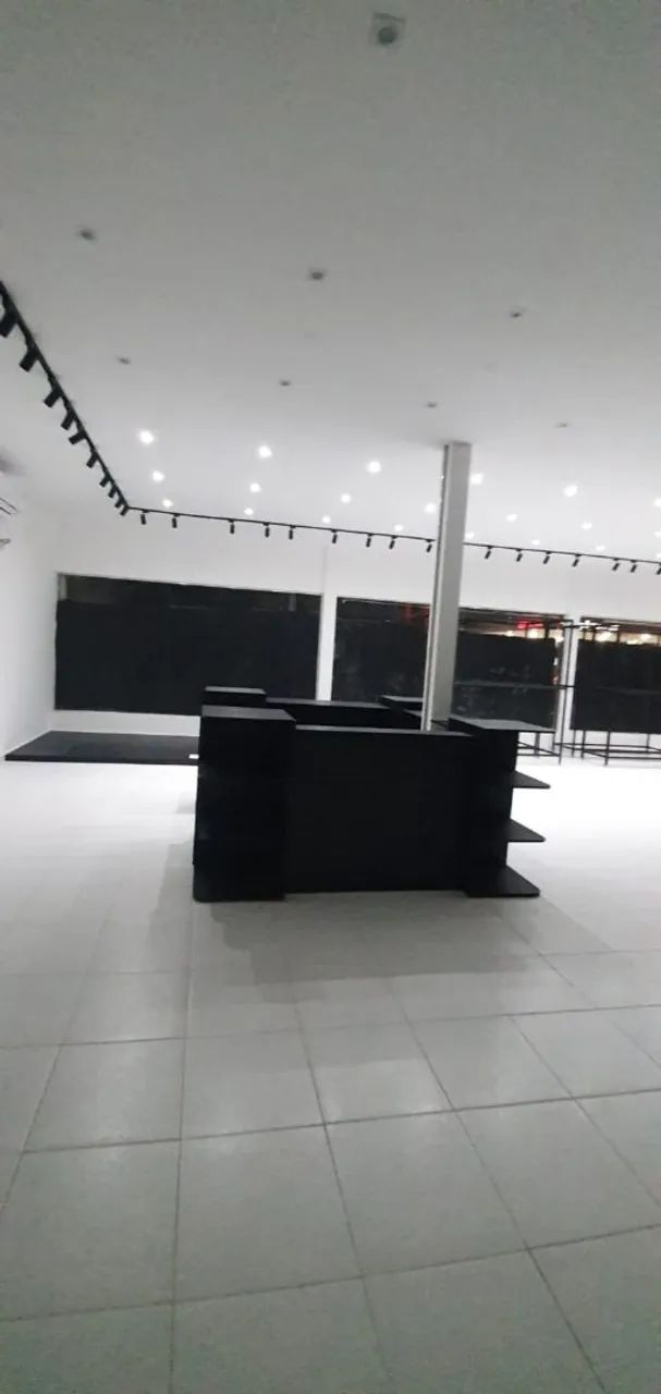 Alugo ponto comercial 150 m² rua principal av são Jorge  - Foto 2
