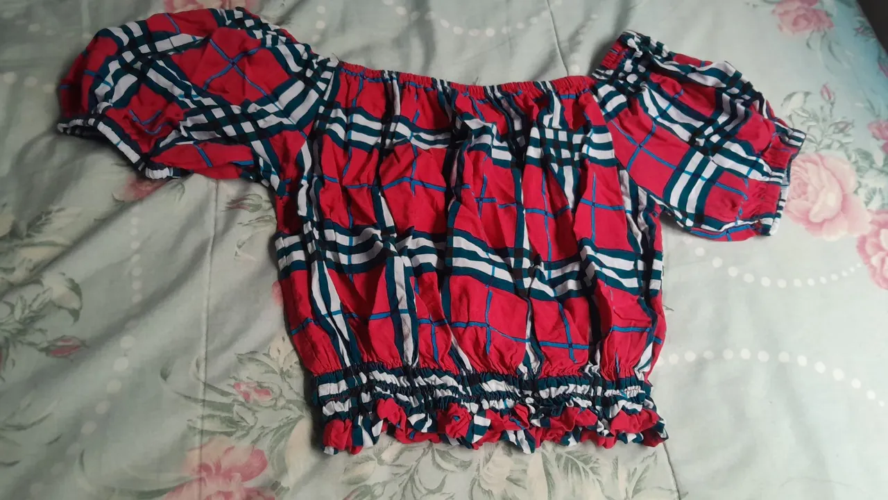 Blusa Cropped xadrez Vermelha