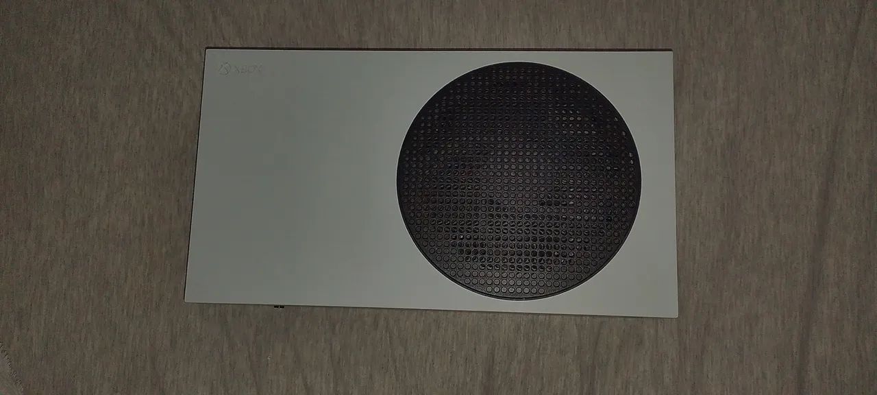 Xbox Series S Branco - Console de Nova Geração