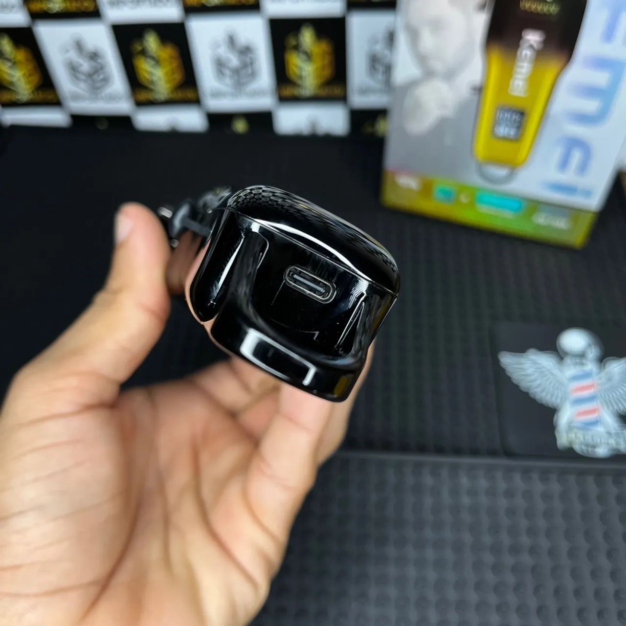 Máquina de cortar cabelo Kemei Profissional - Foto 4