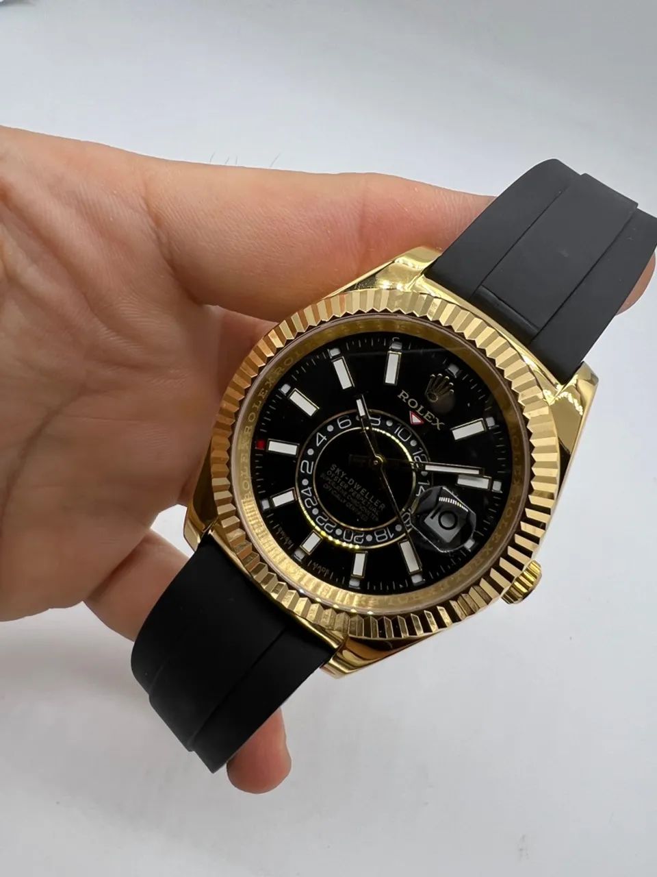 Relógio Rolex Sky-Dweller Oysterflex