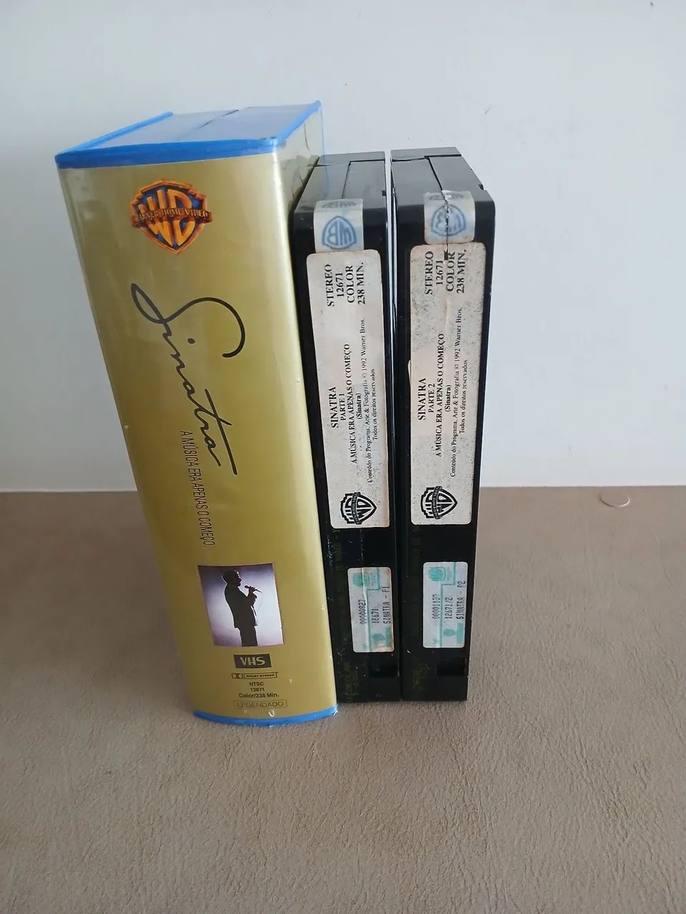 Fitas VHS Sinatra A Música Era Apenas o Começo - Raridade - Foto 3