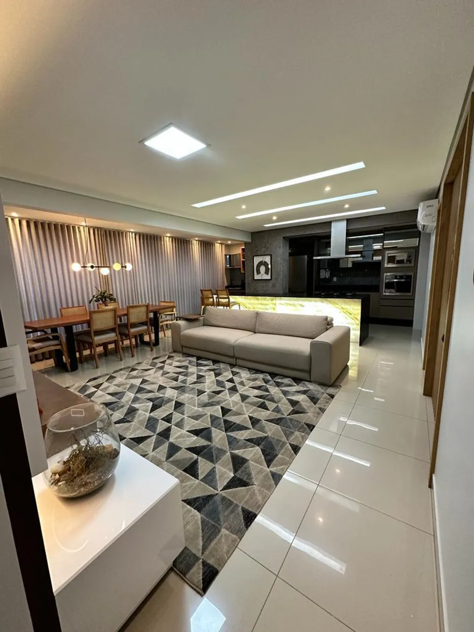 Apartamento M Times Jardim Goiás 3 suítes mobiliado!