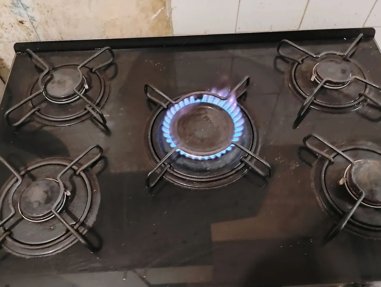 Fogão Esmaltec 5 Bocas Preto - Foto 2