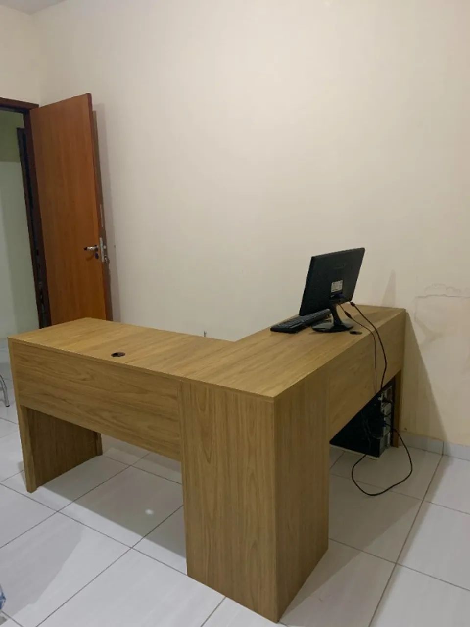 MESA DE ESCRITÓRIO