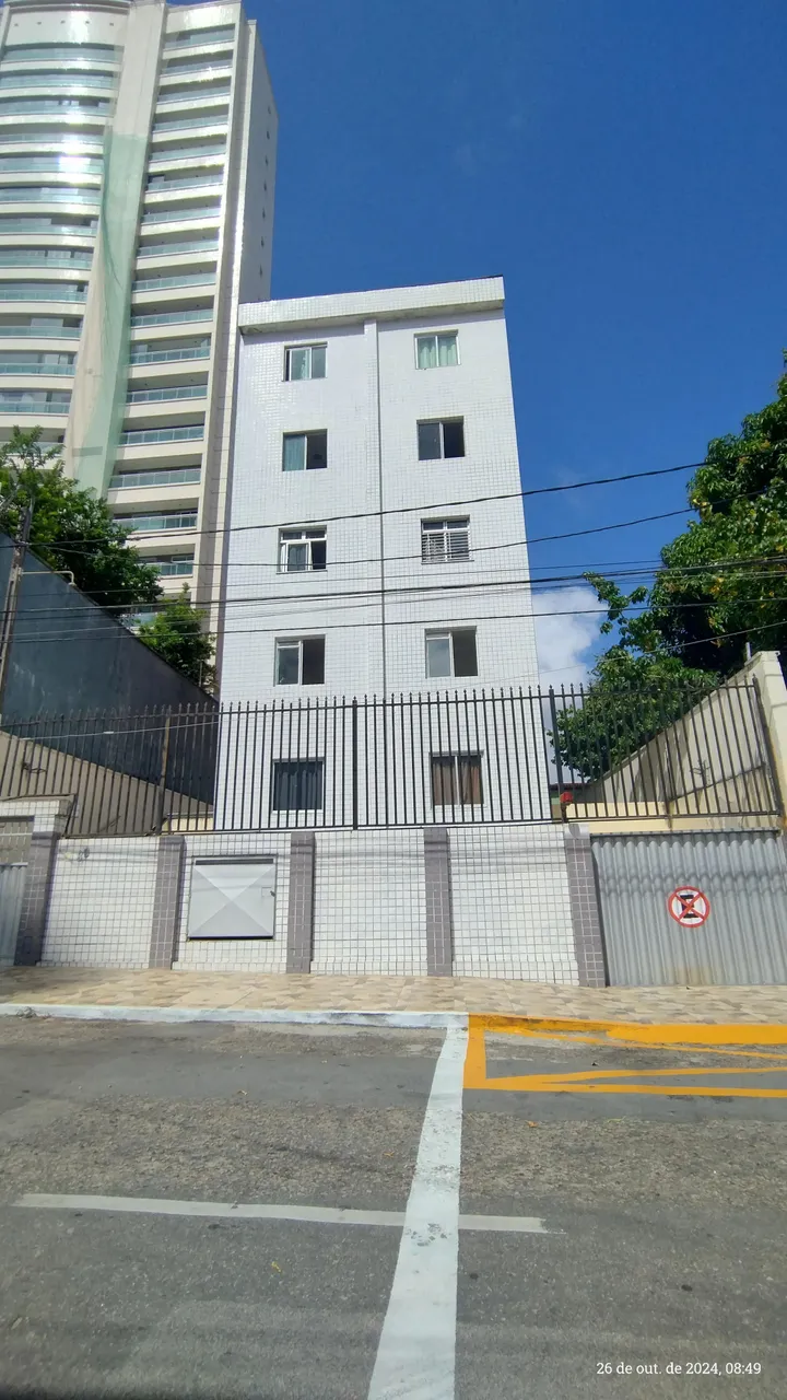 Apartamento aa venda com 60 metros quadrados com 2 quartos em Guararapes - Fortaleza - vê
