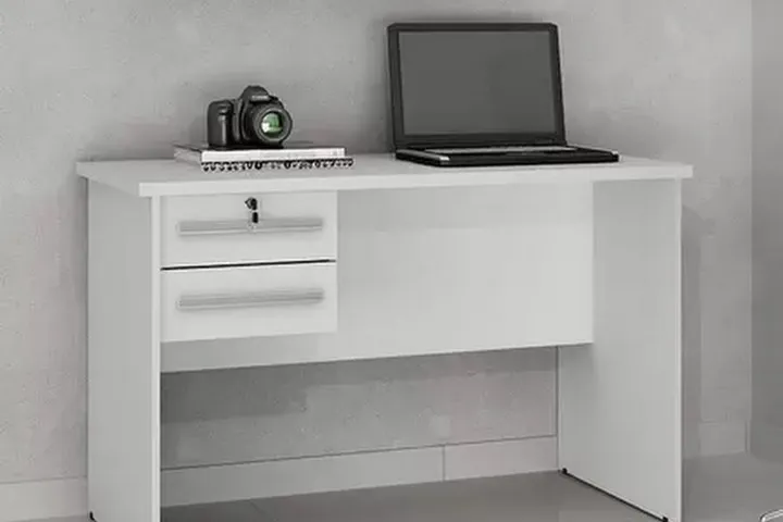 Mesa computador byti levo hoje trop