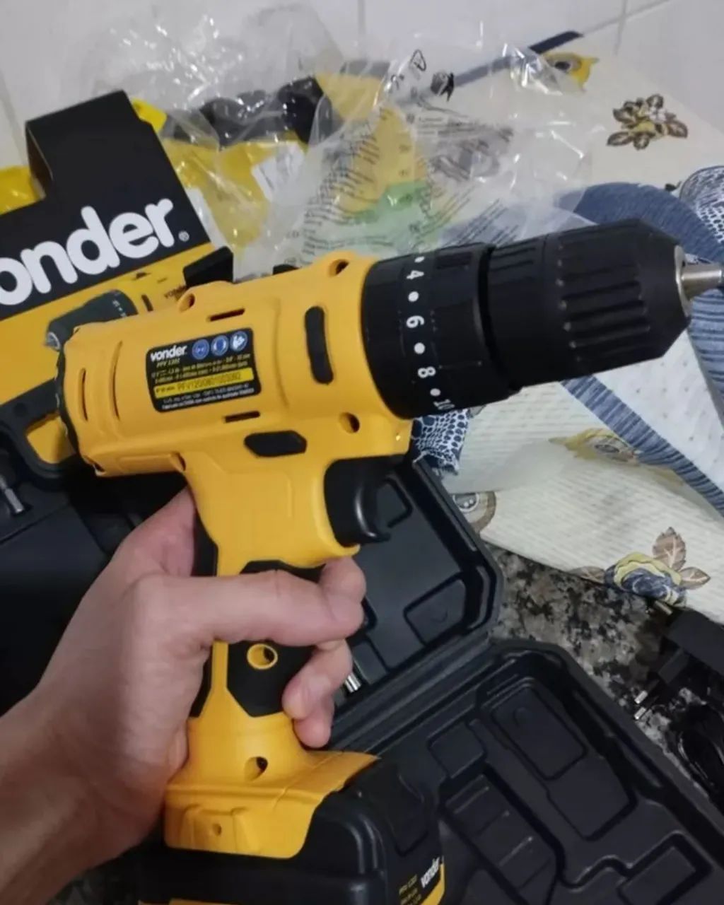 Furadeira de impacto vonder pfv 120i - Foto 3
