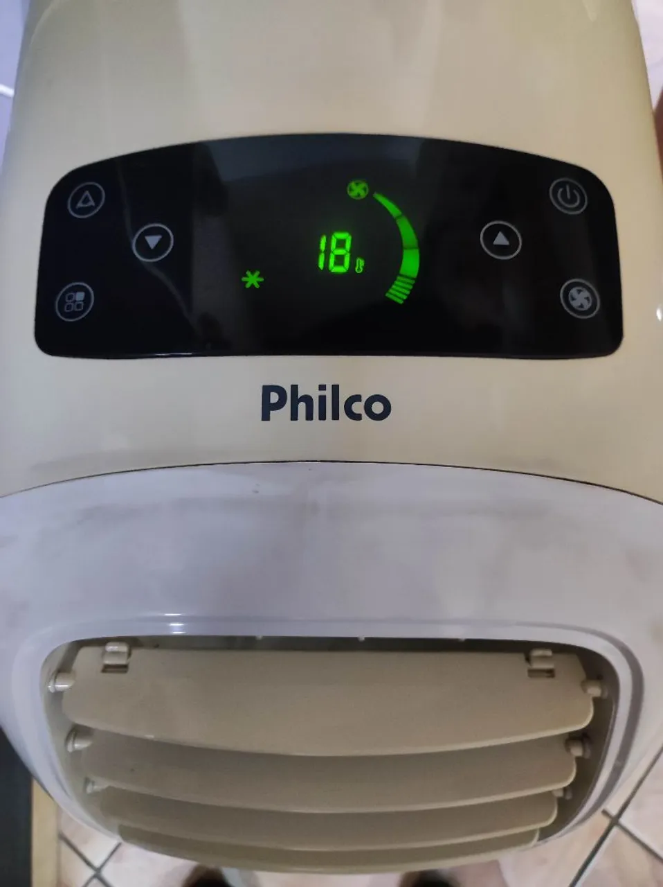 Ar Condicionado Philco Portátil 11000 BTUs