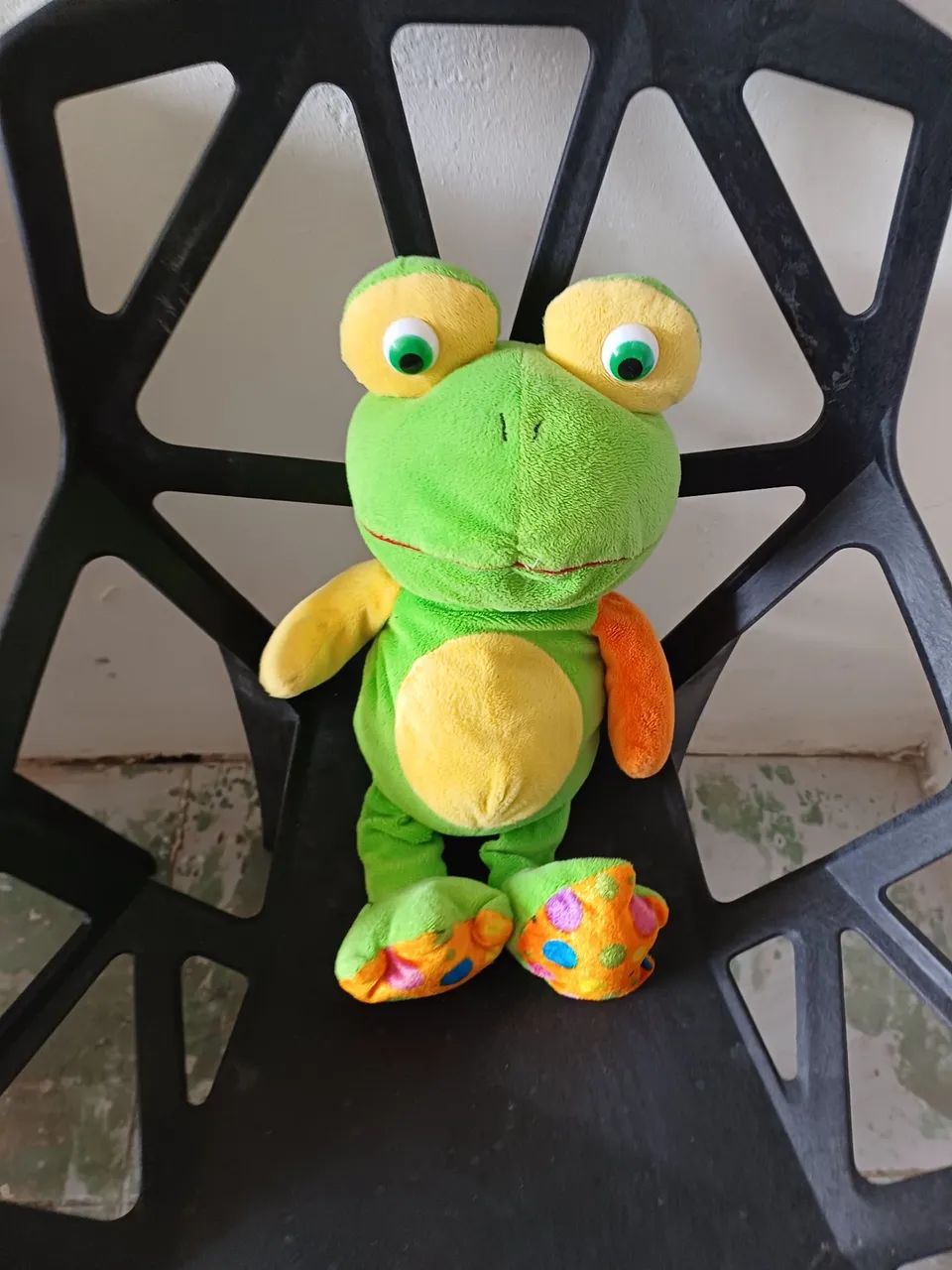 Sapo de Pelúcia - Brinquedo Infantil - Foto 3