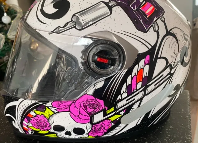 Capacete LS2 feminino novo e cheiroso