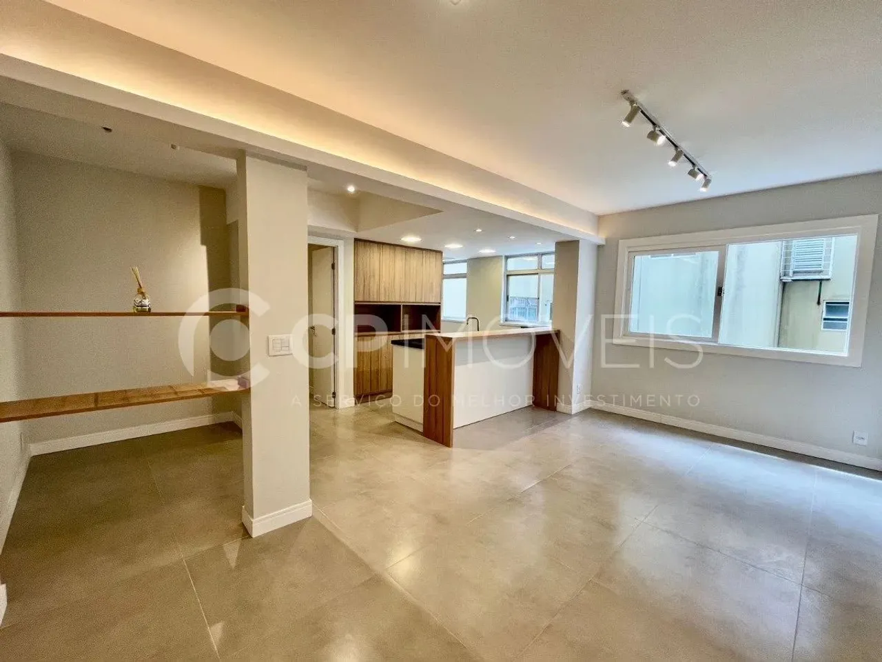 Apartamentos em Porto Alegre, no bairro Petrópolis, à venda.
