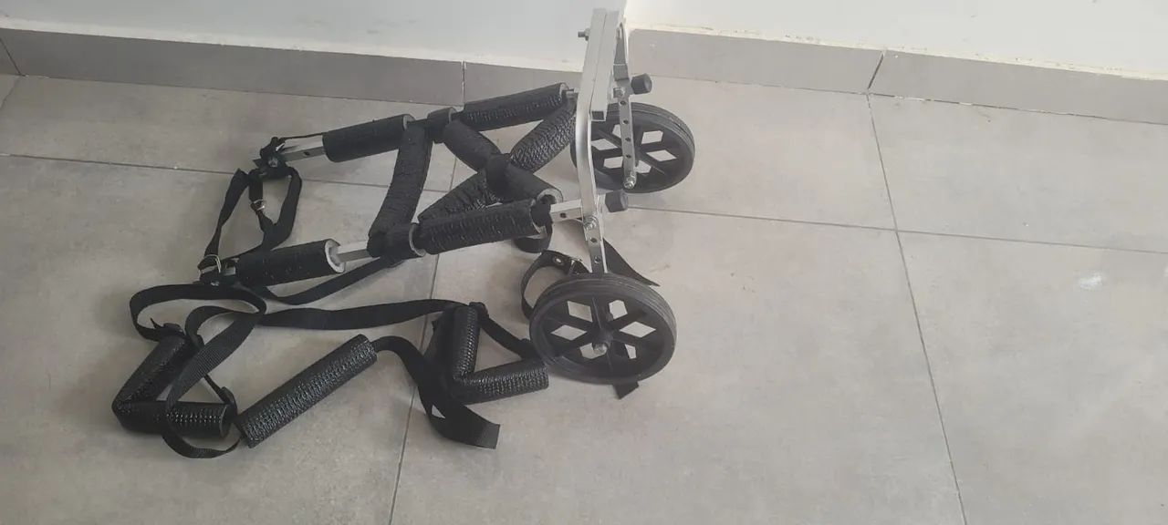 Cadeira de rodas para cachorro  - Foto 4