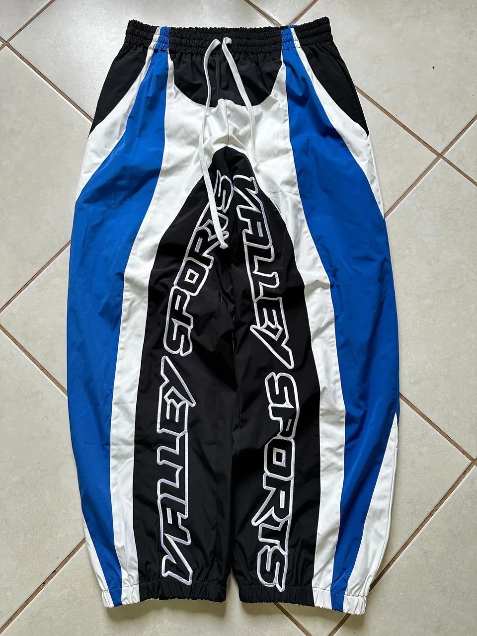 Calça Valley Sports nova, nunca usada e importada TAMANHO G