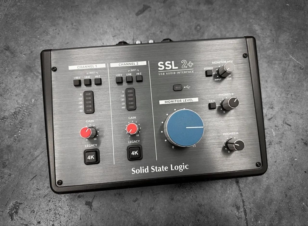 Interface de áudio ssl2+ 