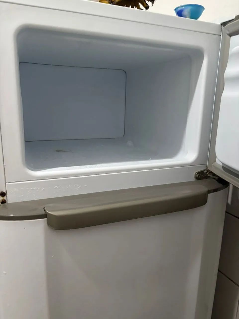 GELADEIDA ESMALTEC R$ 950 nova - Foto 4