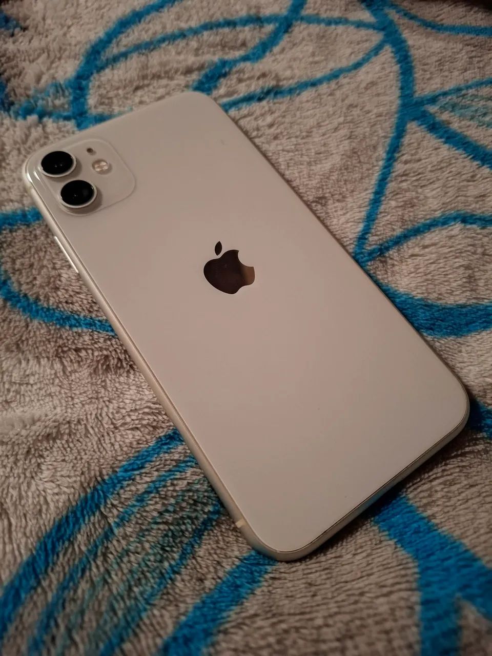 IPHONE 11 BRANCO - Foto 2