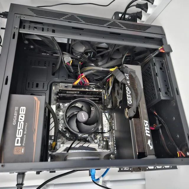 PC Gamer Ryzen 7 RTX 5060 Ti 16GB 32GB RAM SSD 2TB