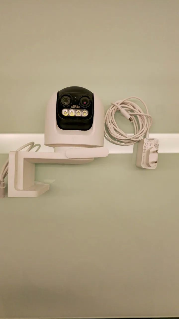 Câmara Xiaomi Cw700S