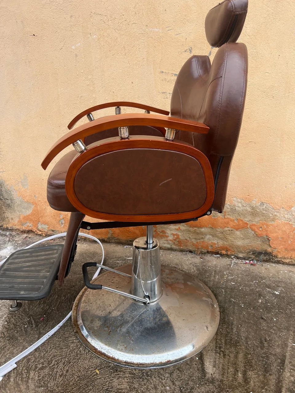 Cadeira de barbeiro  - Foto 2