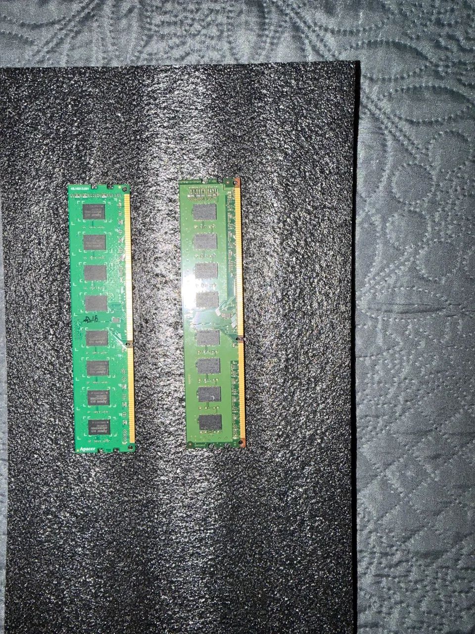 Memórias RAM DDR3 8GB - Marcas Diferentes - Funcionando