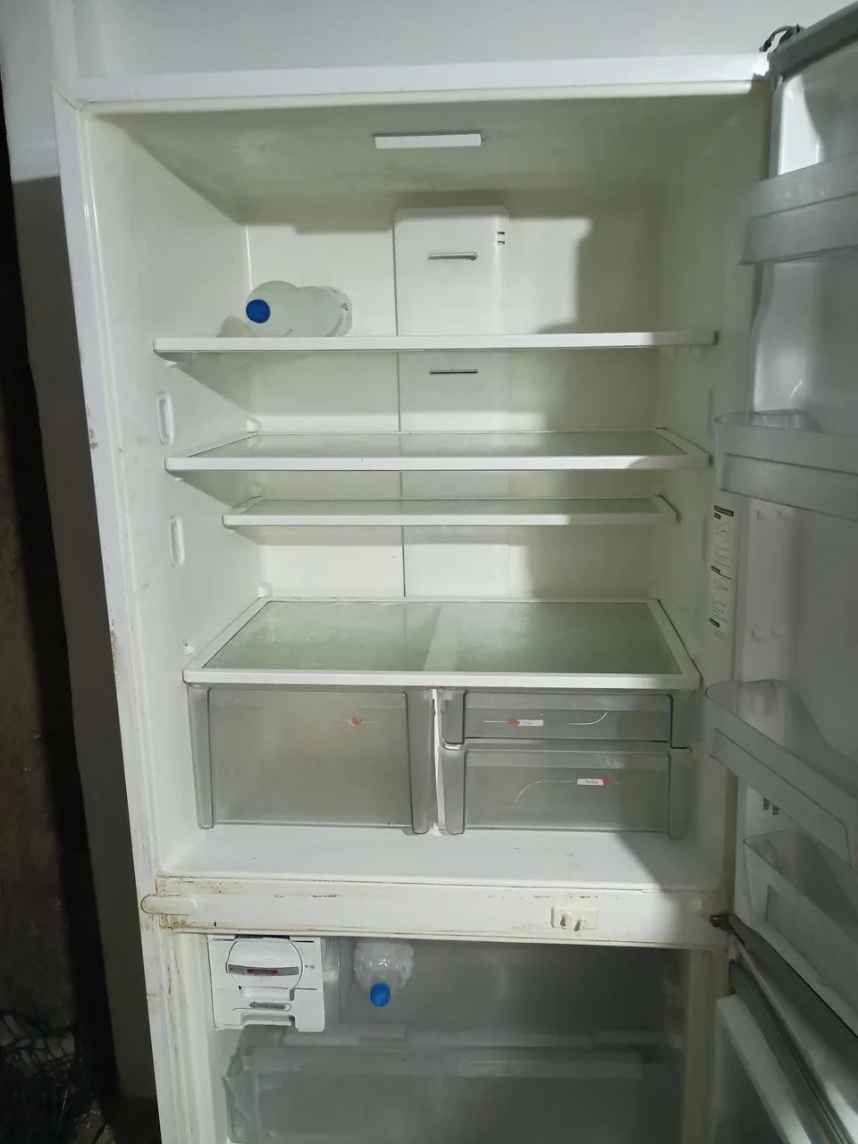 Vendo geladeira Brastemp 578 litros 