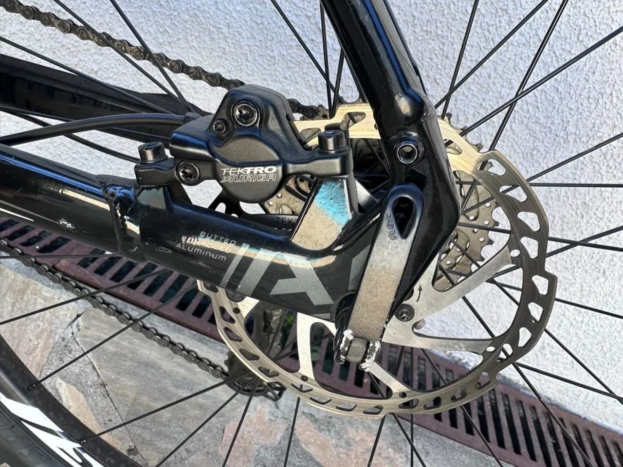 Bicicleta Specialized Rockhopper 29 - Foto 3