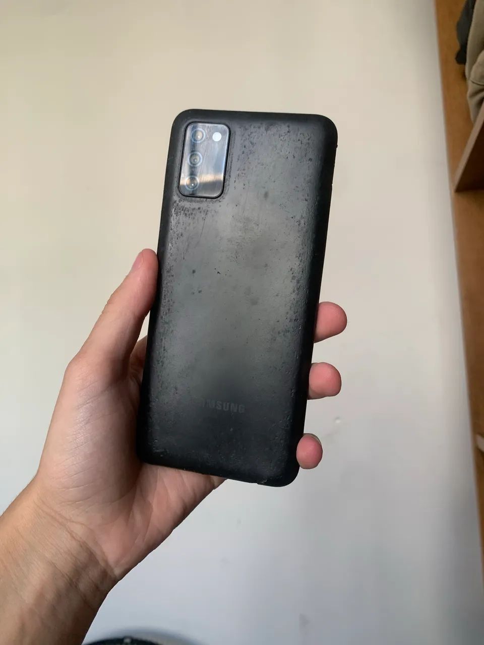 A03 s funcionando normal só está quebrado o conector de carregamento  - Foto 3