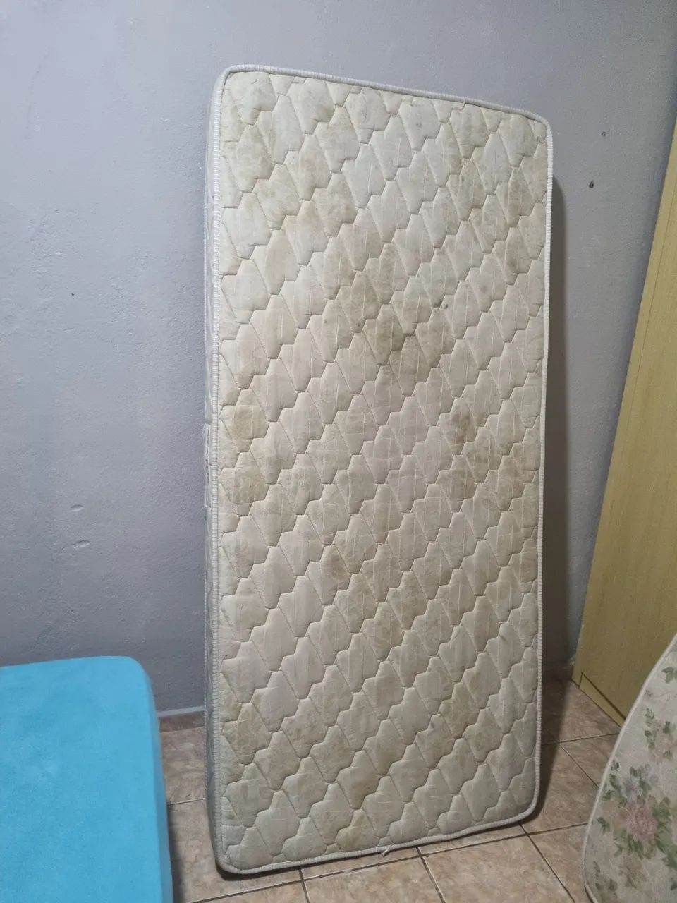 Colchão solteiro ORTOPÉDICO 