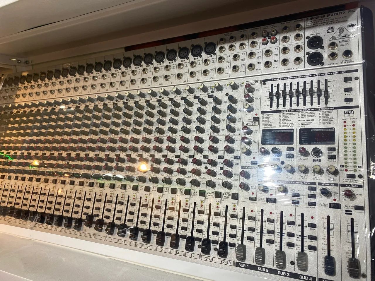 Mesa Behringer SL 3242FX Pro - Foto 3