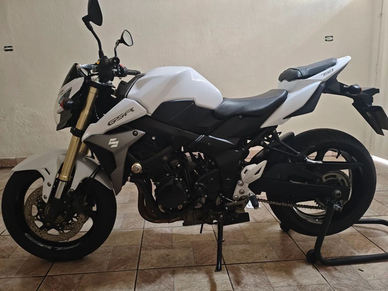 GSR750 2016 - Foto 3