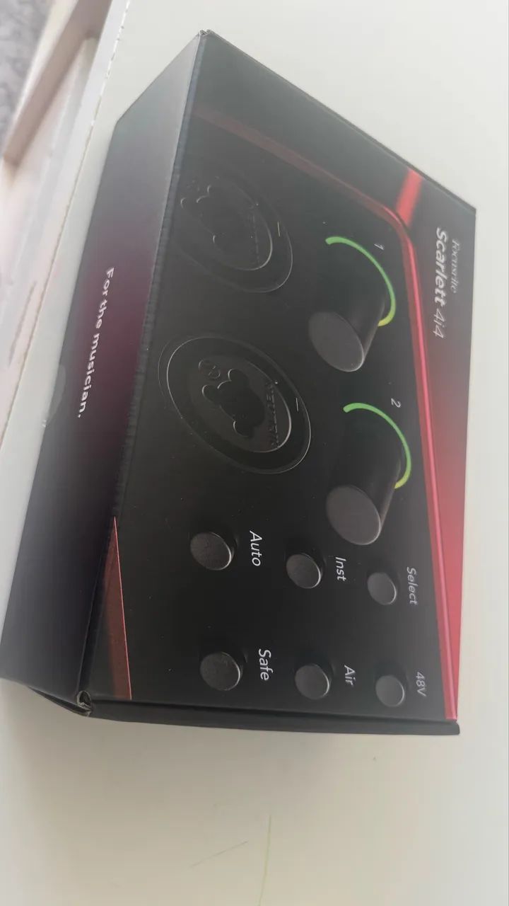 Focusrite 4i4 4rd Gen - Foto 2