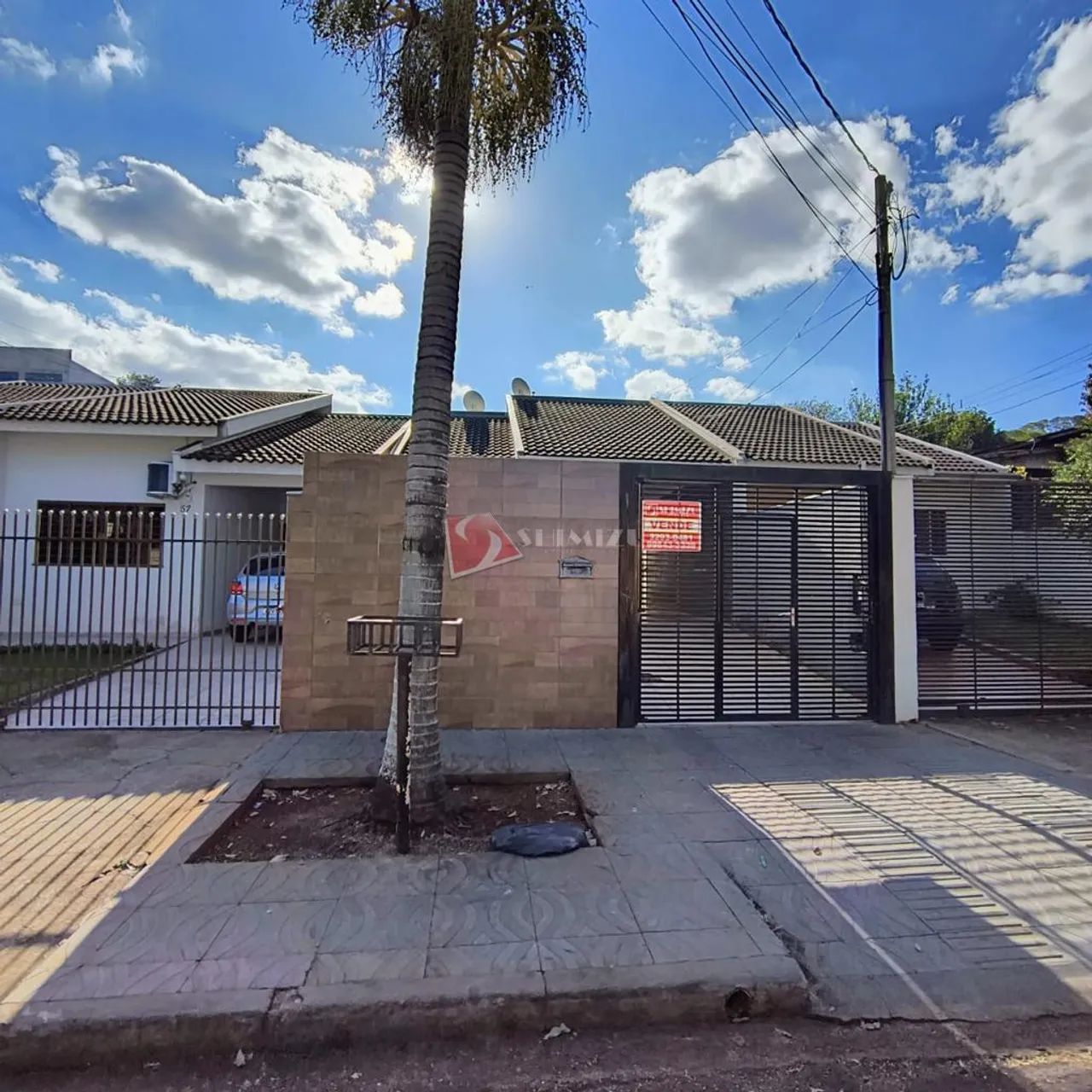 Casa à venda em Maringá, Jardim Alvorada, com 3 quartos, com 130.8 m²