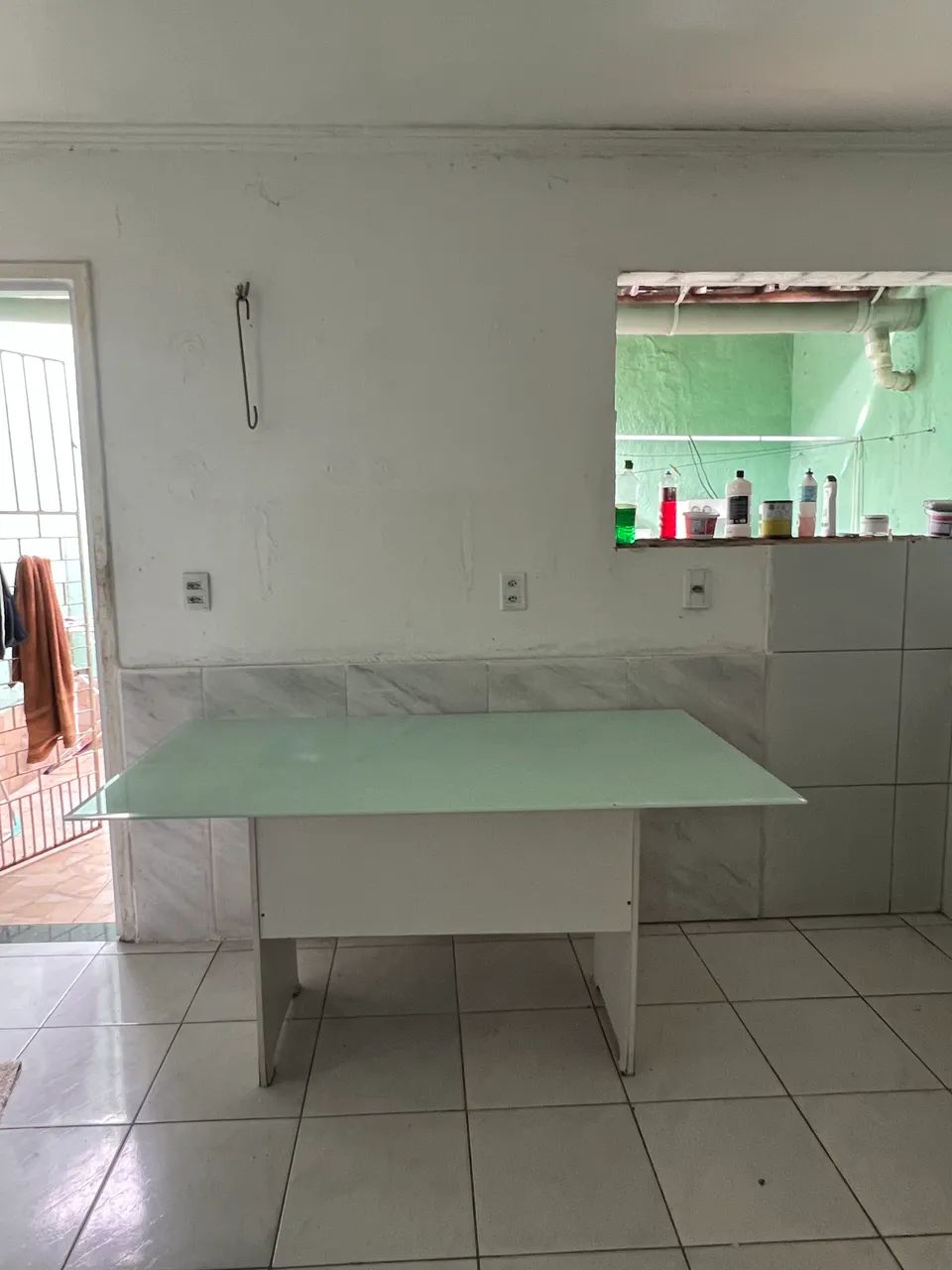 mesa com tampo de vidro temperado grosso - Foto 2