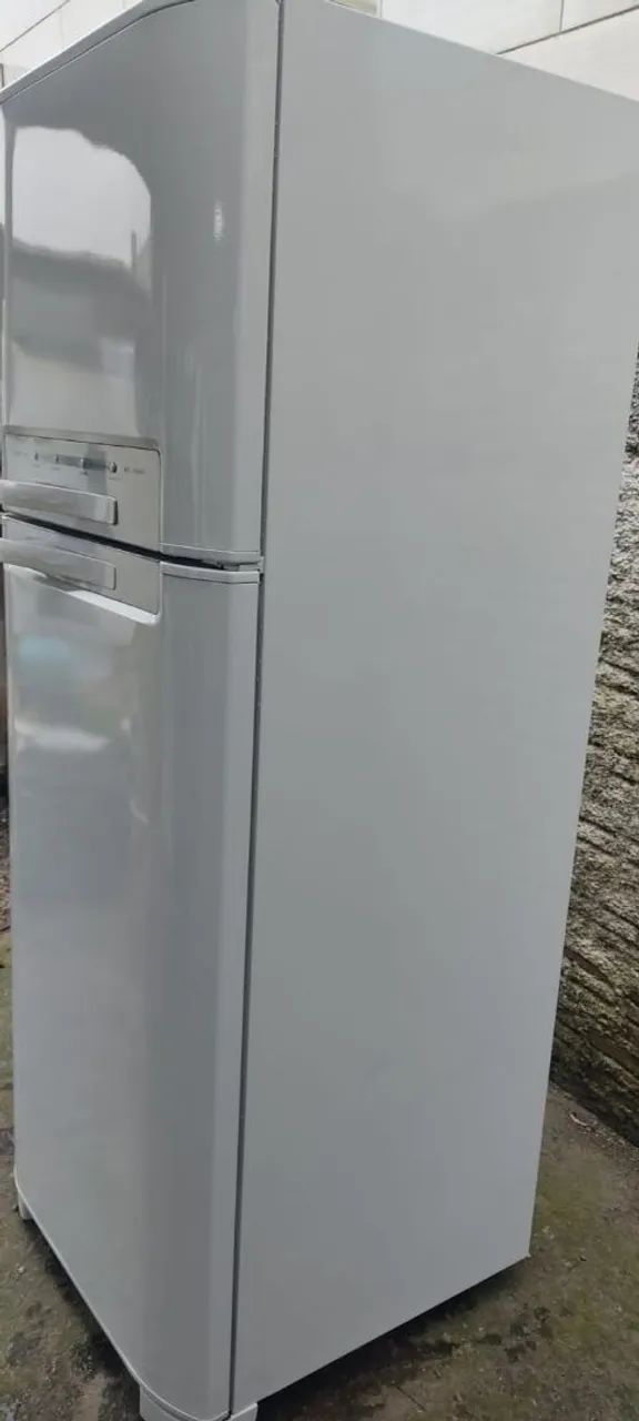 Geladeira Eletrolux Frost Free  - Foto 2