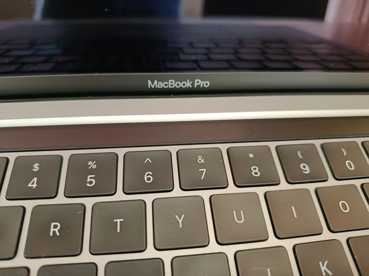 MacBook Pro Chip M2 - Foto 4