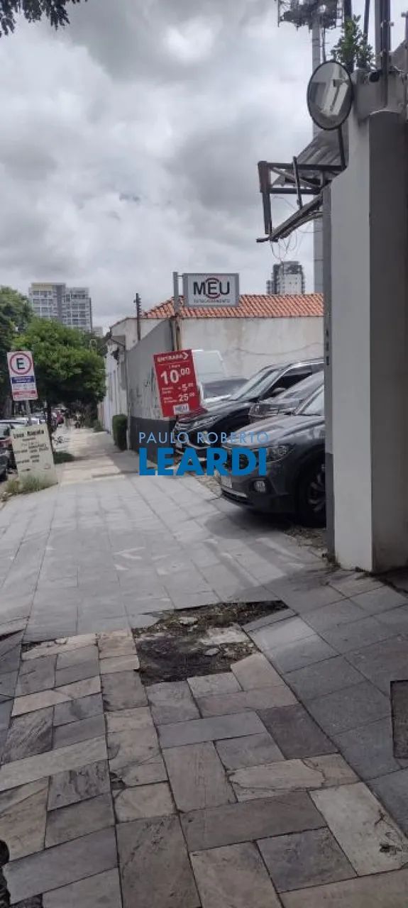 AREA - PINHEIROS - SP