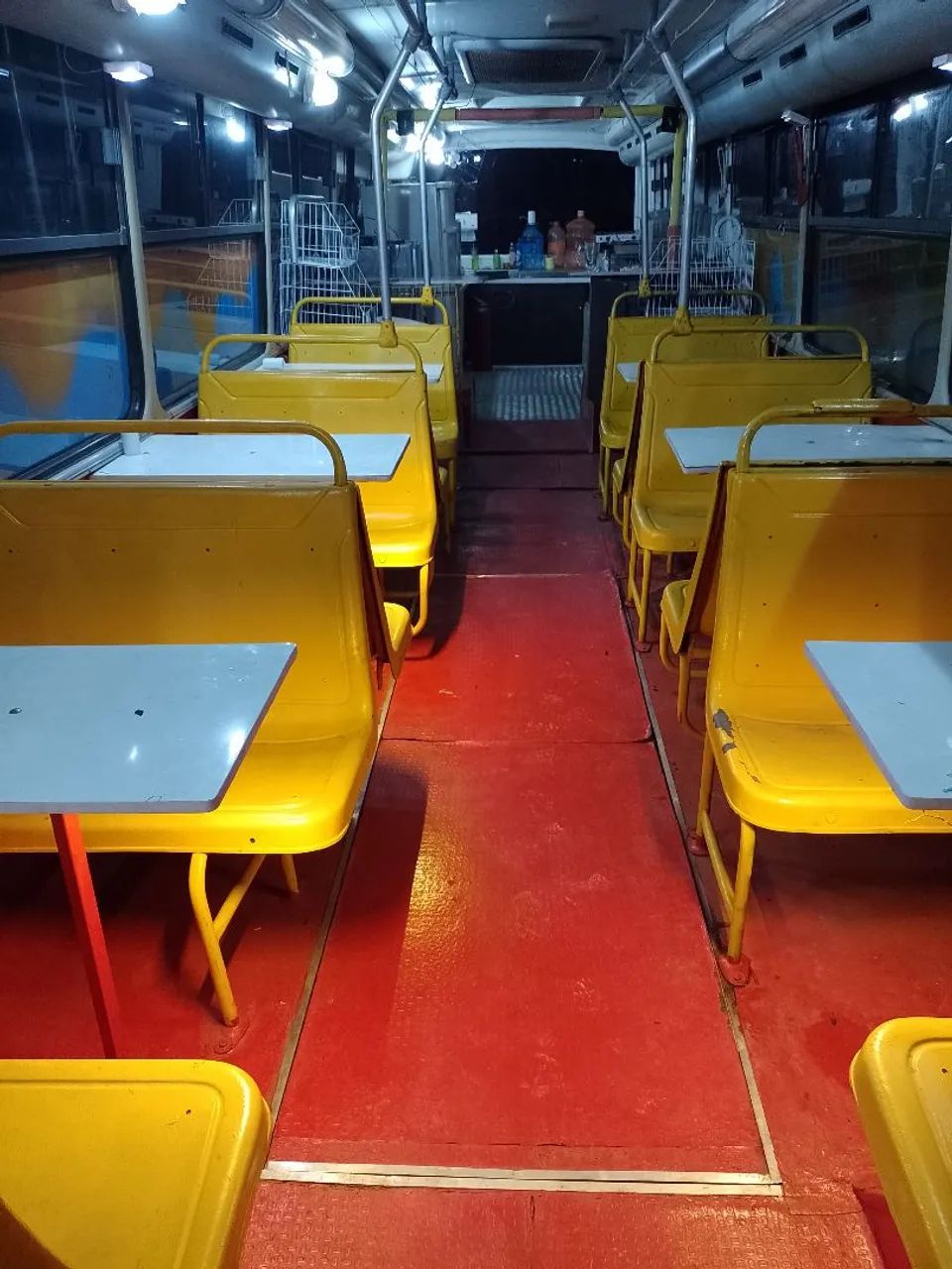 Oportunidade Motorhome e lanchonete no mesmo veículo, saia do aluguel. - Foto 7