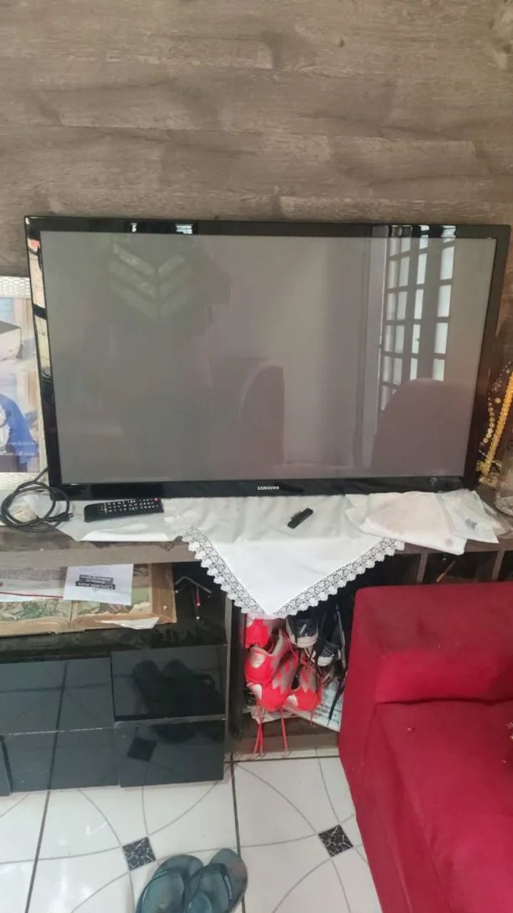 Tv Samsung 40 POLEGADAS " NÃO É SMART" - Foto 3