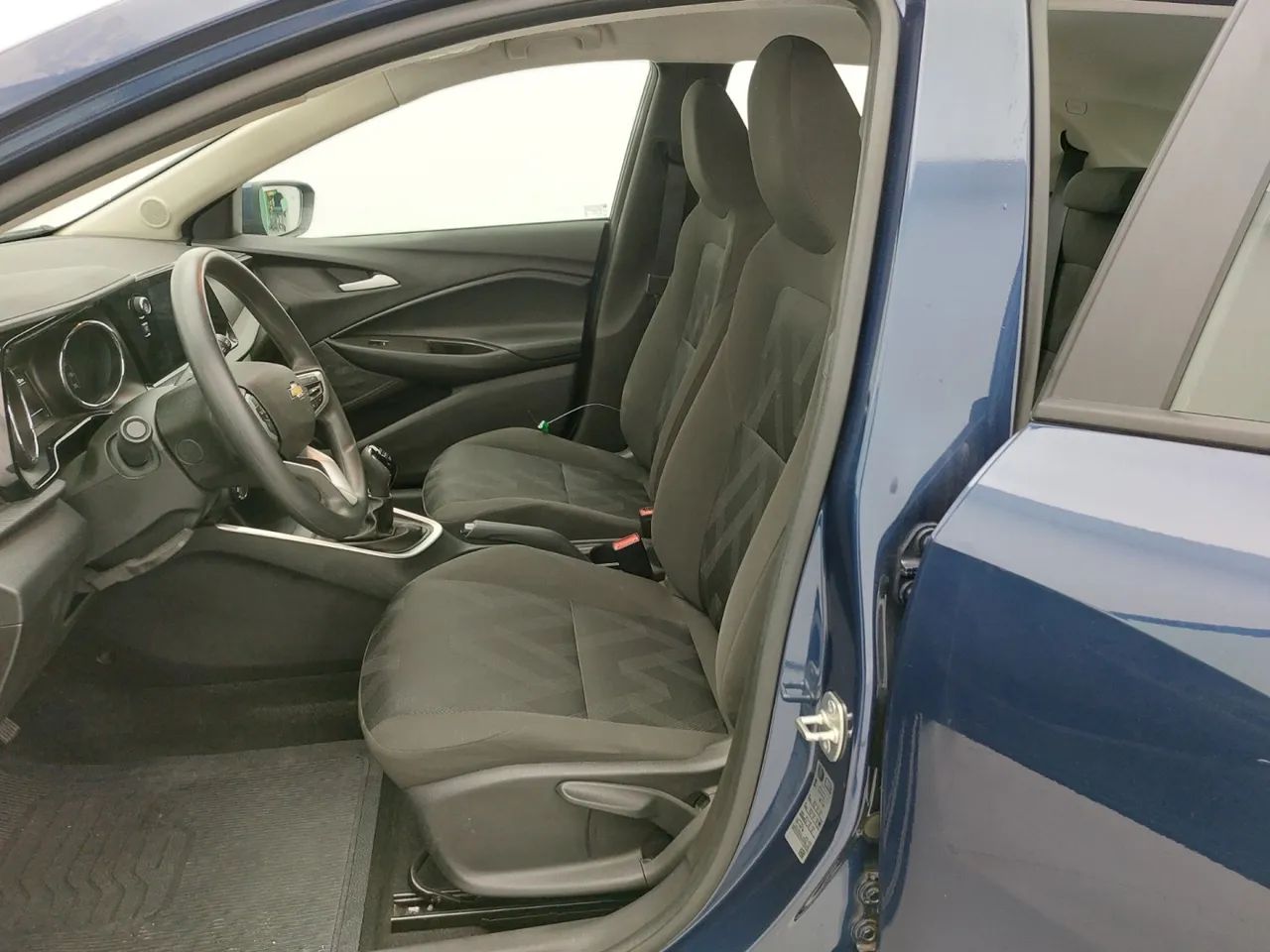 Chevrolet Onix Hatch 1.0 12V Flex Mec. 4P, foto 16 de 18